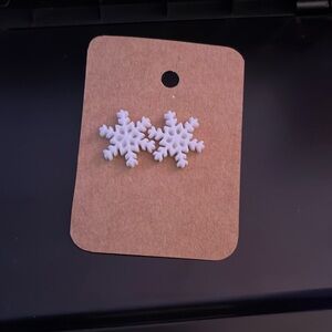 Snowflake earrings